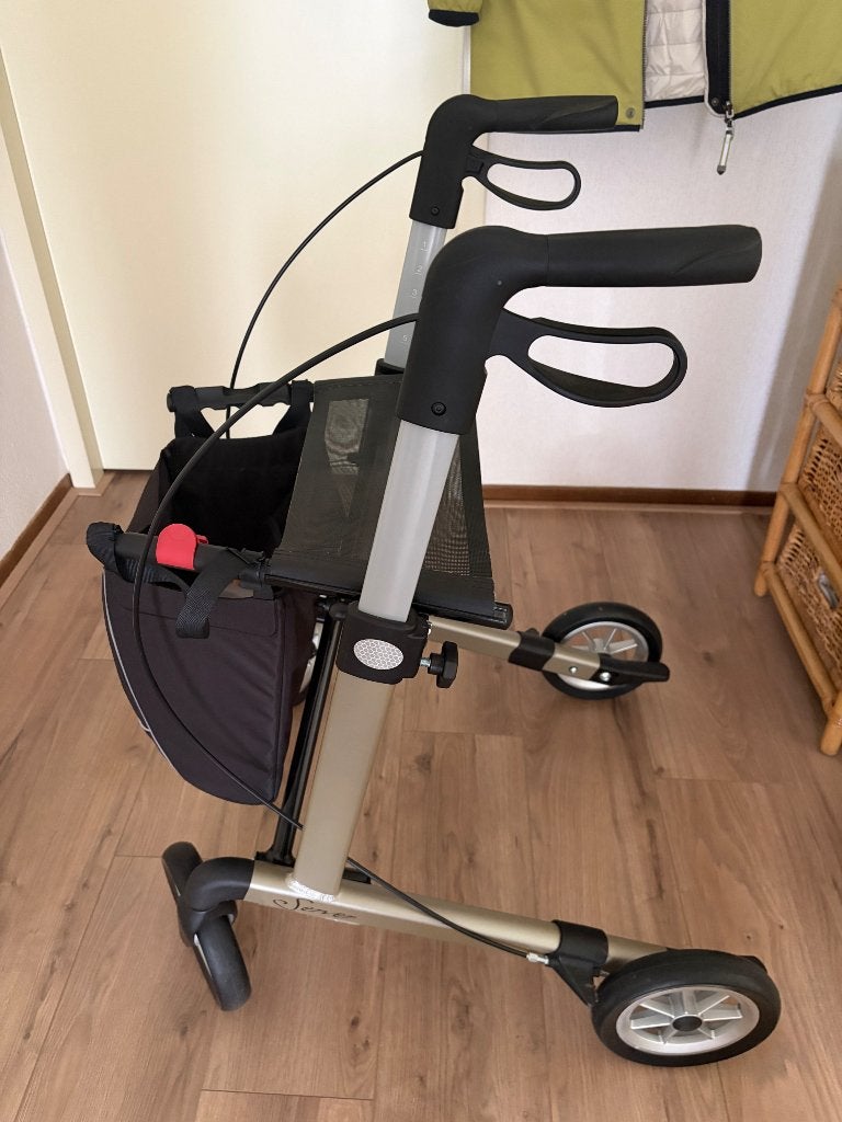 Rollator, Diversen, Rollators, Ophalen, Opvouwbaar, Zo goed als nieuw