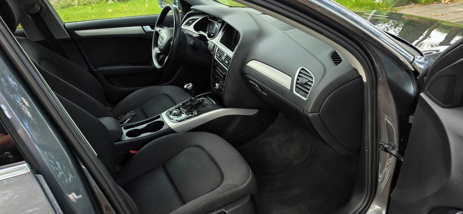 Foto 14 van Audi A4 Avant 1.8TFSI | 170 PK | NAVI | CRUISE | NW BANDEN