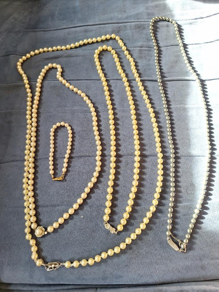 Parelkettingen en armband te koop, Ophalen, Zo goed als nieuw, Wit, Overige materialen