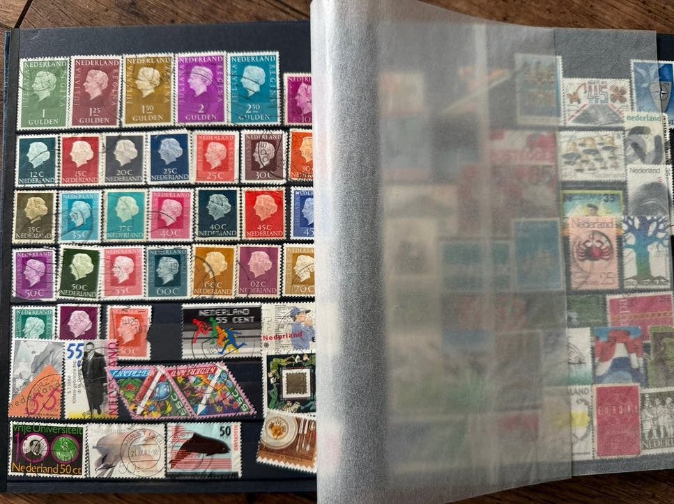 Grote verzameling postzegels in albums, Ophalen of Verzenden, Na 1940, Gestempeld