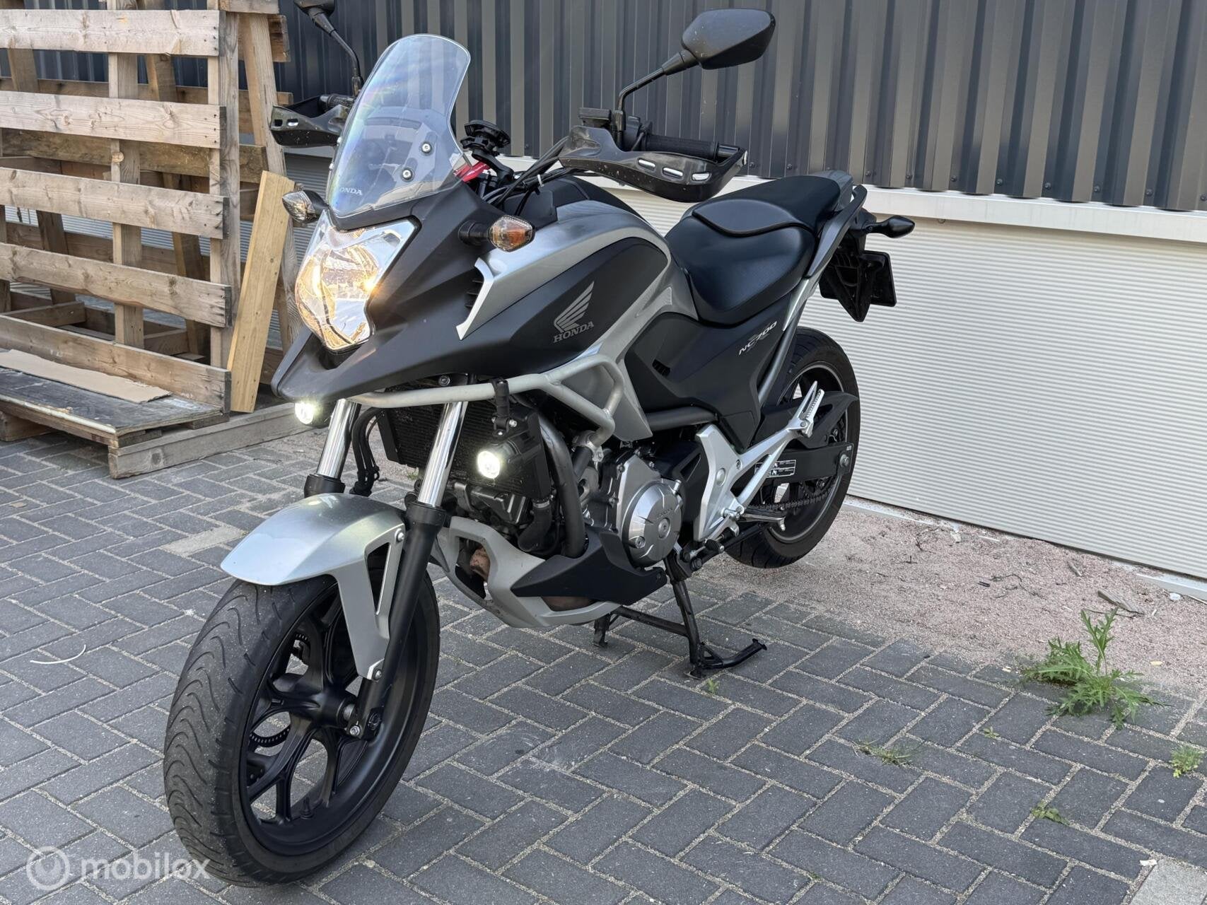 Honda NC 700X ABS, Handvatverwarming, Opbergruimte., InfoHMEL@honda-eu.com, Bedrijf, Toermotor, ABS