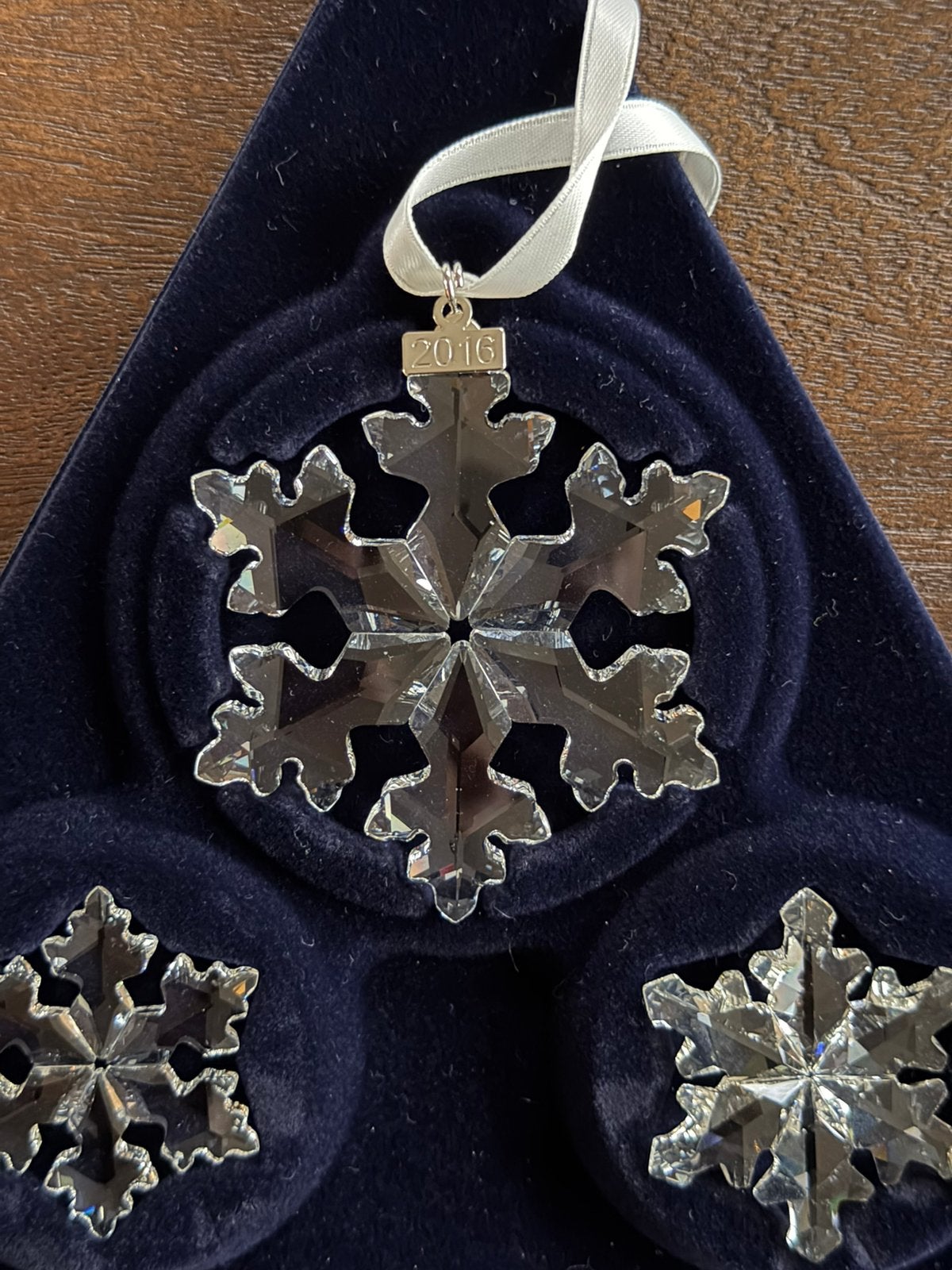 Swarovski kerstster 2016 | snowflake | kerstornament | set 3, Ophalen of Verzenden, Zo goed als nieuw, Figuurtje