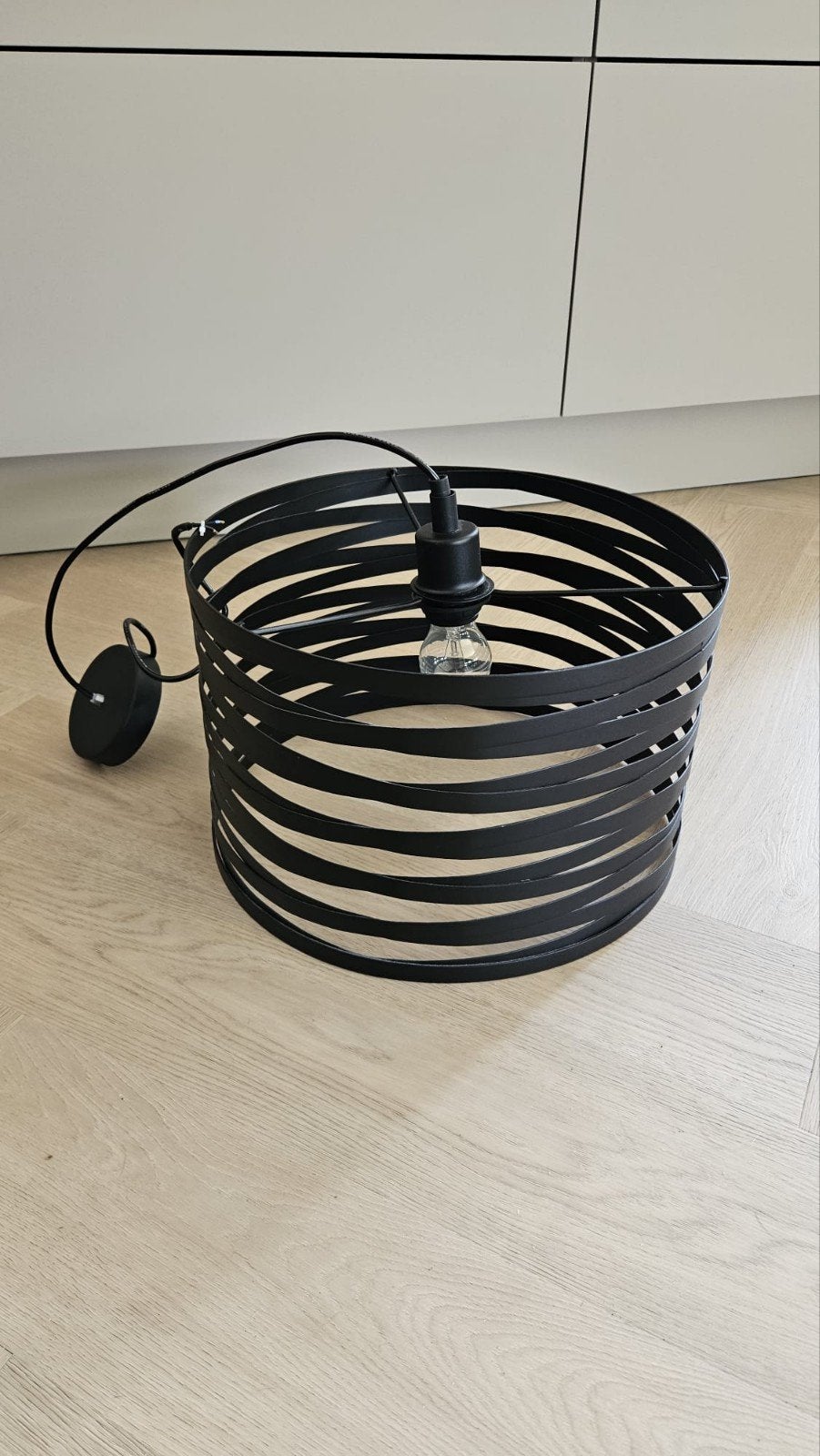 Zwarte metalen hanglamp - Industrieel design, Huis en Inrichting, Kasten | Televisiemeubels, Ophalen, Minder dan 50 cm, Zo goed als nieuw