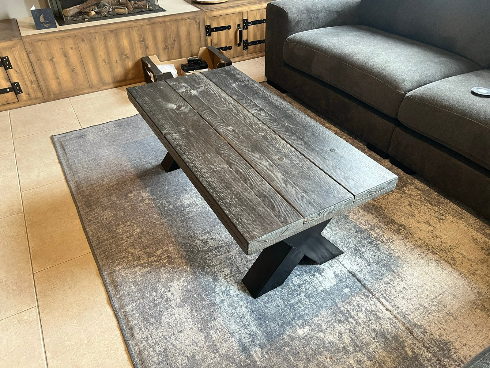 Steigerhouten tafelset, Ophalen