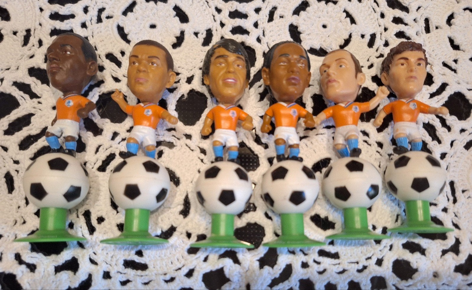 Oranje poppetjes, Verzamelen, Supermarktacties, Plus, Ophalen of Verzenden