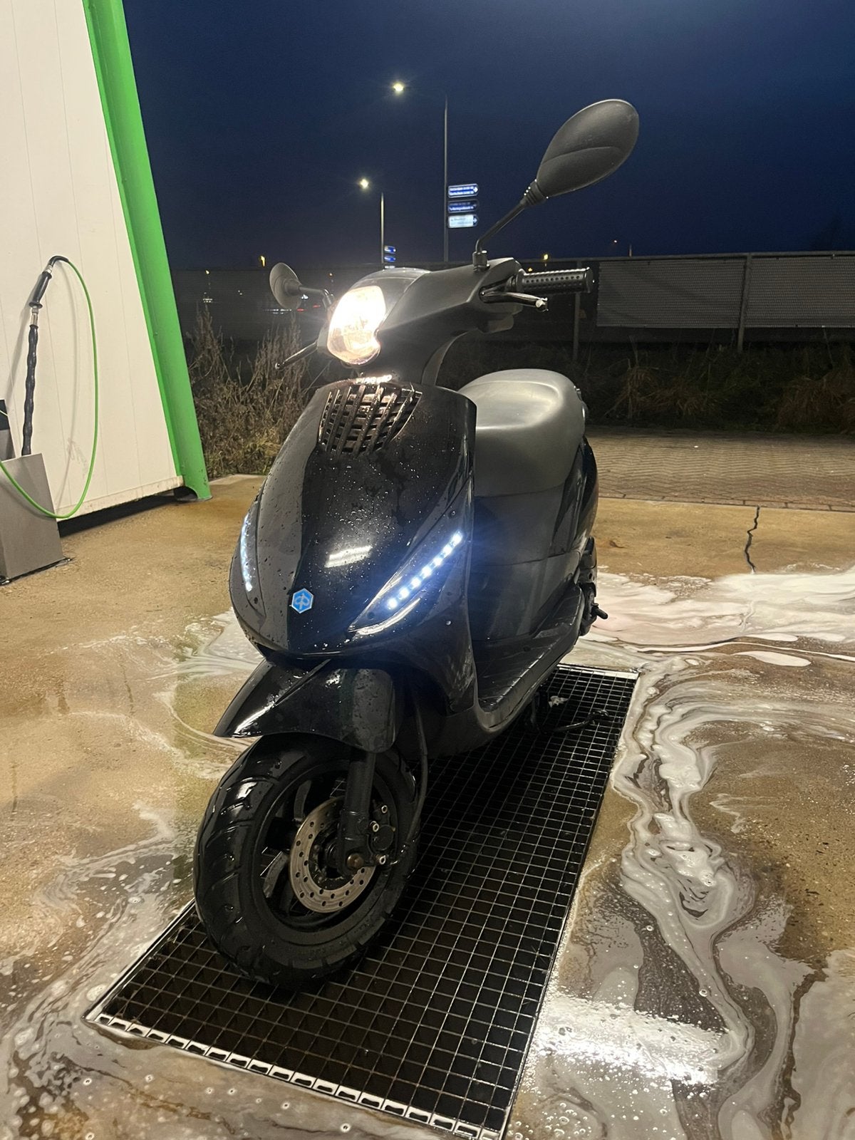 Zip 2000 80cc, Ophalen, Zo goed als nieuw, Benzine, Zip