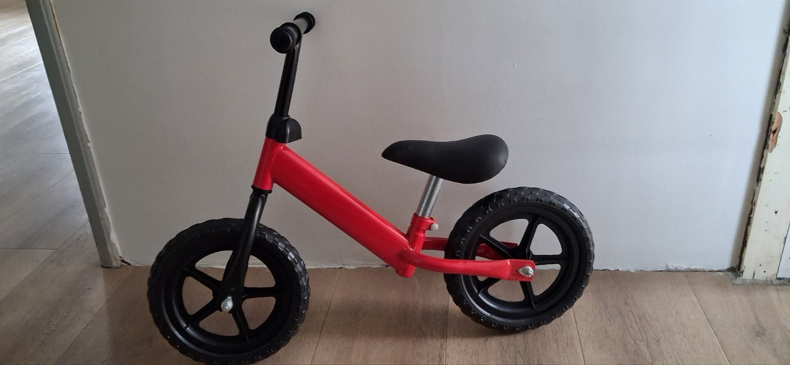 Loop fietsje, Fietsen en Brommers, Fietsen | Kinderfietsjes, Ophalen, Nieuw, Minder dan 16 inch, Lebutong