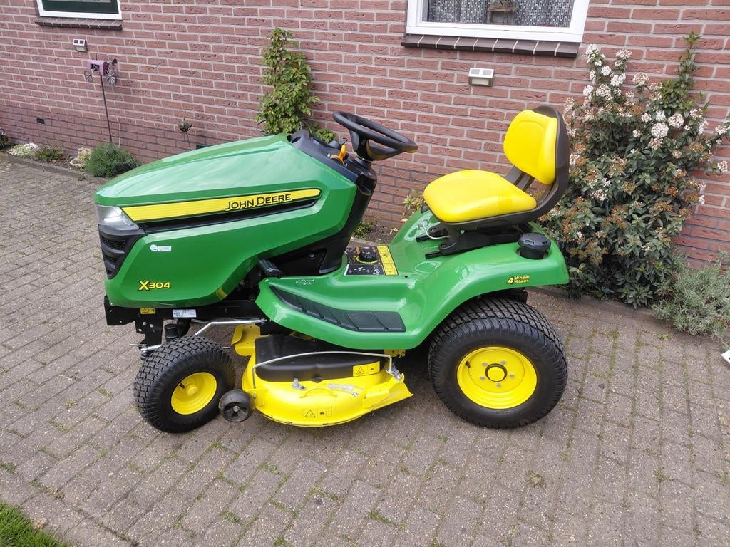 John Deere x304 zitmaaier met 98uur, Gebruikt, Ophalen, John Deere, Mulchfunctie