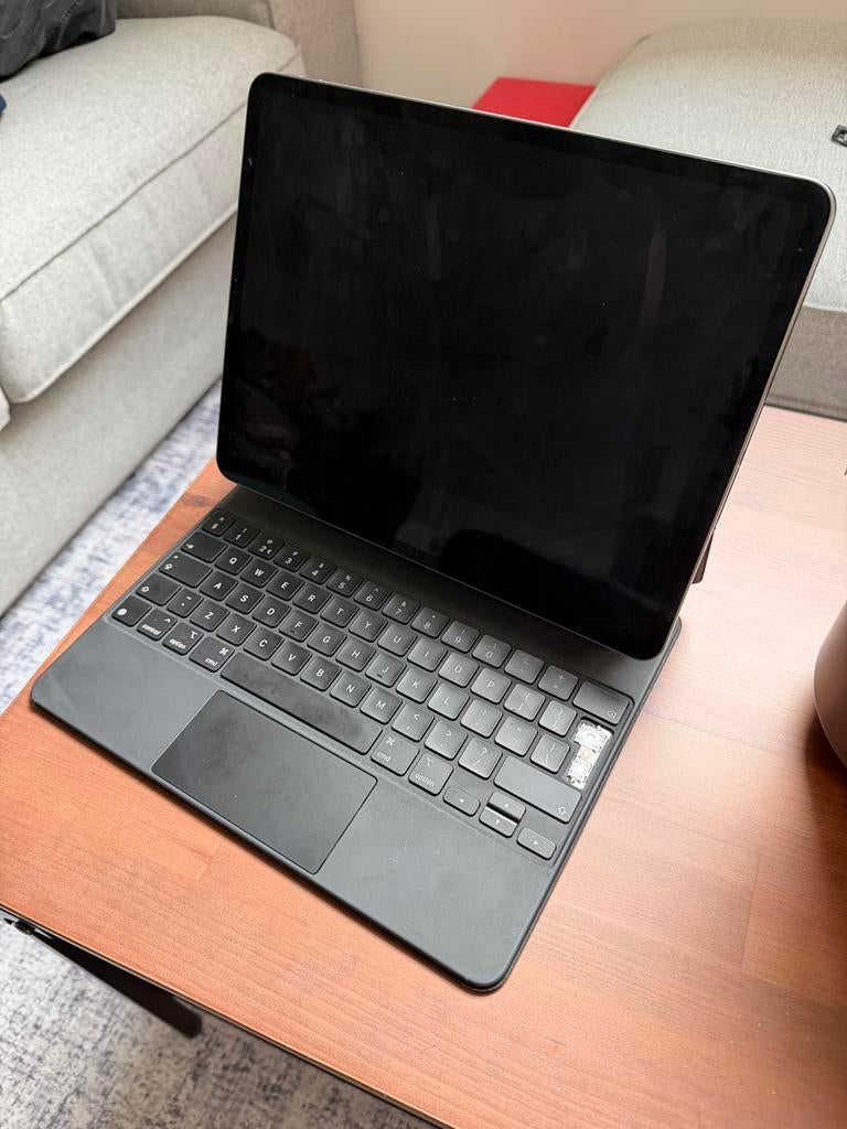 Ipad pro 12,9 128gb 4th+magic keyboard (enter knop werkt), Apple iPad, 12 inch, Ophalen of Verzenden, Zo goed als nieuw