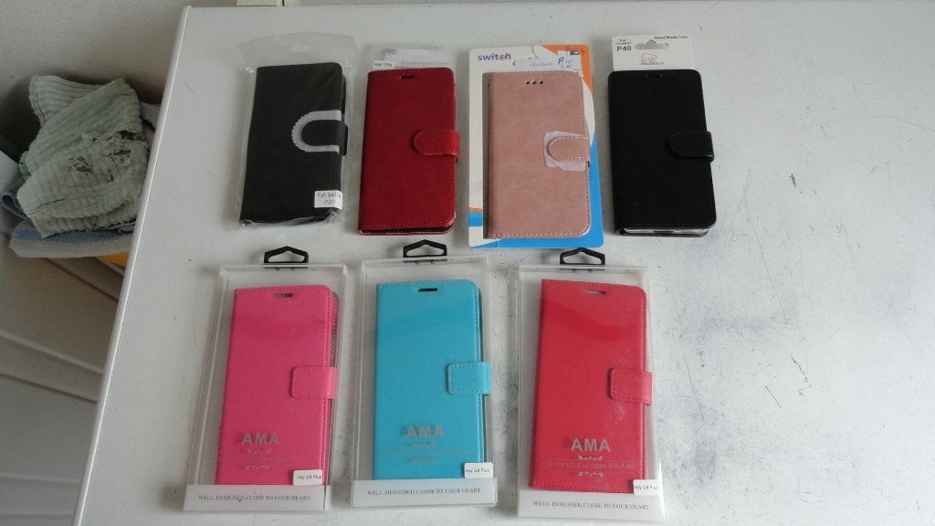 Hoesjes bookcase Huawei P20, mate10 pro, G9 plus etc, Ophalen of Verzenden, Zo goed als nieuw, Hoesje of Tasje