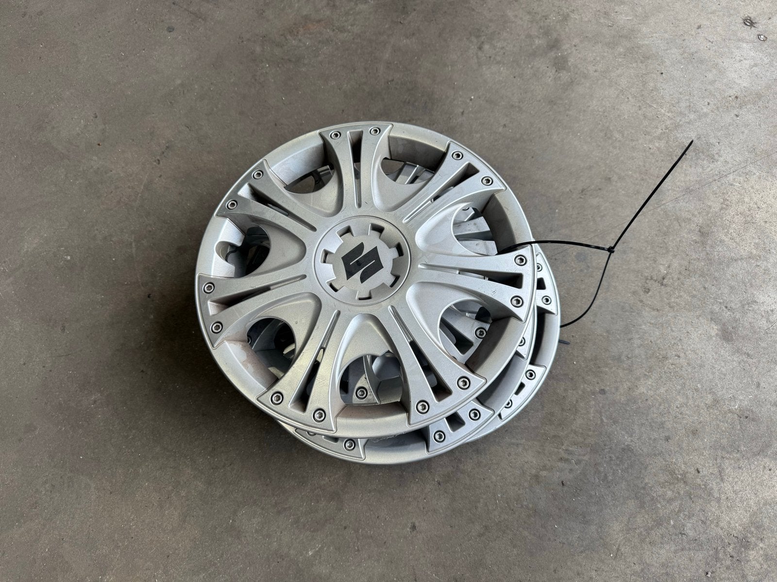 Set Originele wieldoppen Suzuki - 4 stuks 14”, Ophalen of Verzenden, Gebruikt