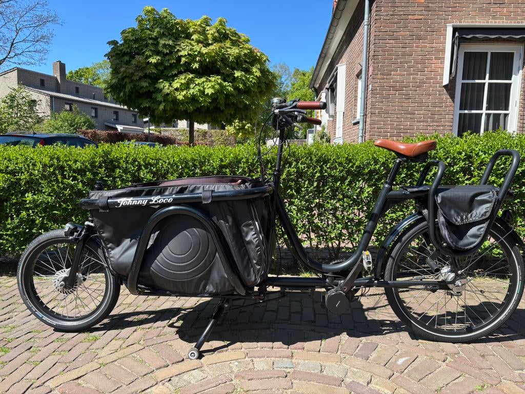 Elektrische Johnny Loco Coupé bakfiets, Fietsen en Brommers, Fietsen | Bakfietsen, Ophalen, Gebruikt, Huif, 2 kinderen