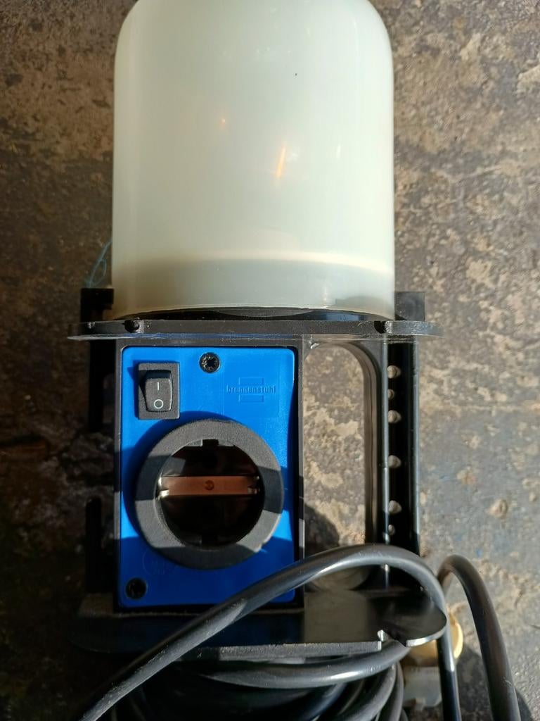Brennenstuhl Combi Kabelhaspel Lamp 60W, Ophalen of Verzenden, Gebruikt, Minder dan 50 watt, Lamp met armatuur