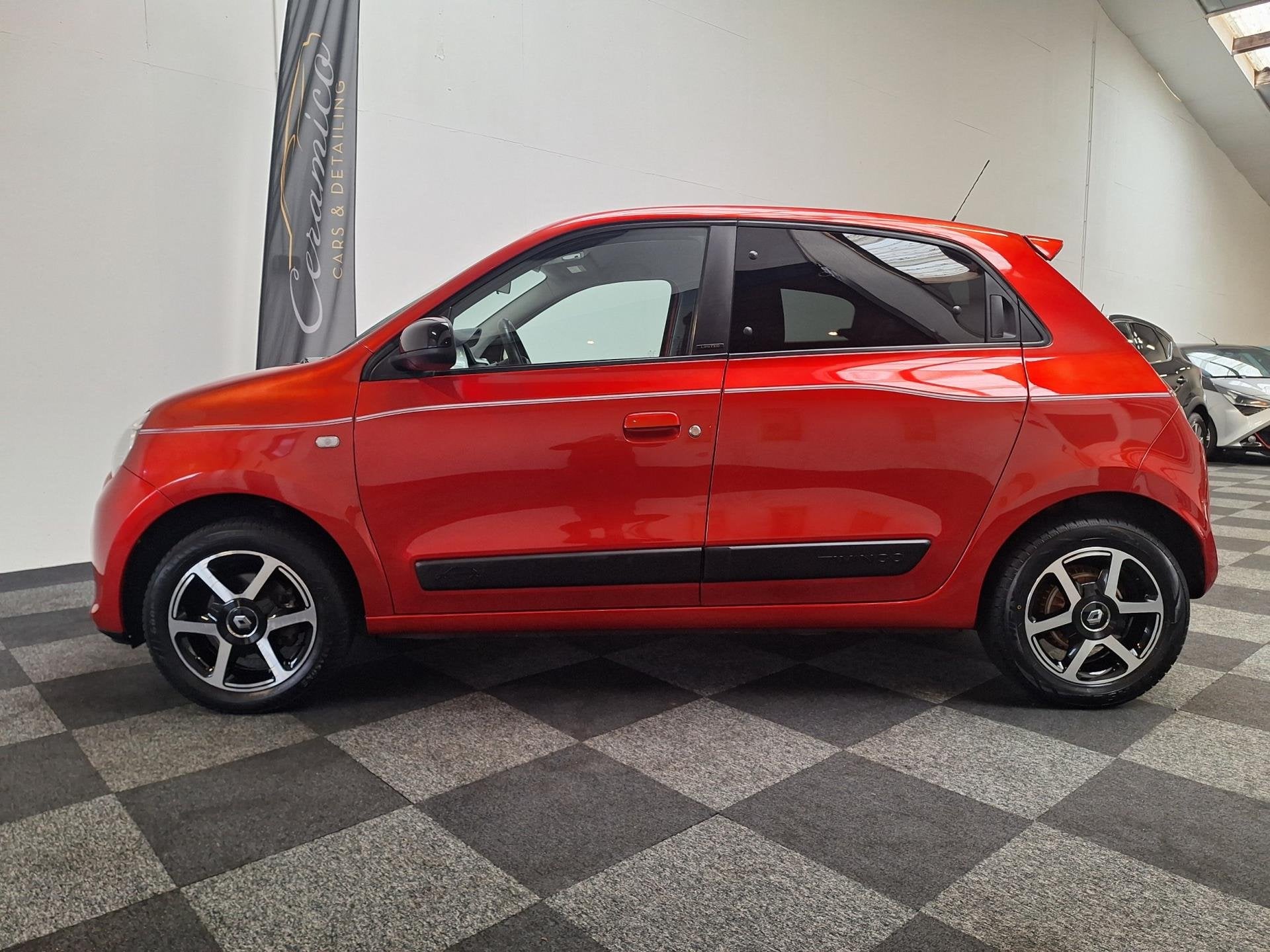 Renault Twingo 2017. Limited Edition uitv. 55.000 km. NAP., Gebruikt, Euro 6, LED verlichting, 840 kg