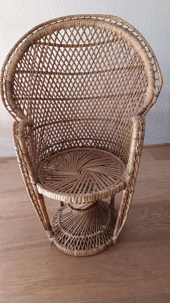 Rotan Pauw Stoeltje, rotan stoeltje, rotan stoel, rotan, Ophalen, Zo goed als nieuw, Stoel(en)