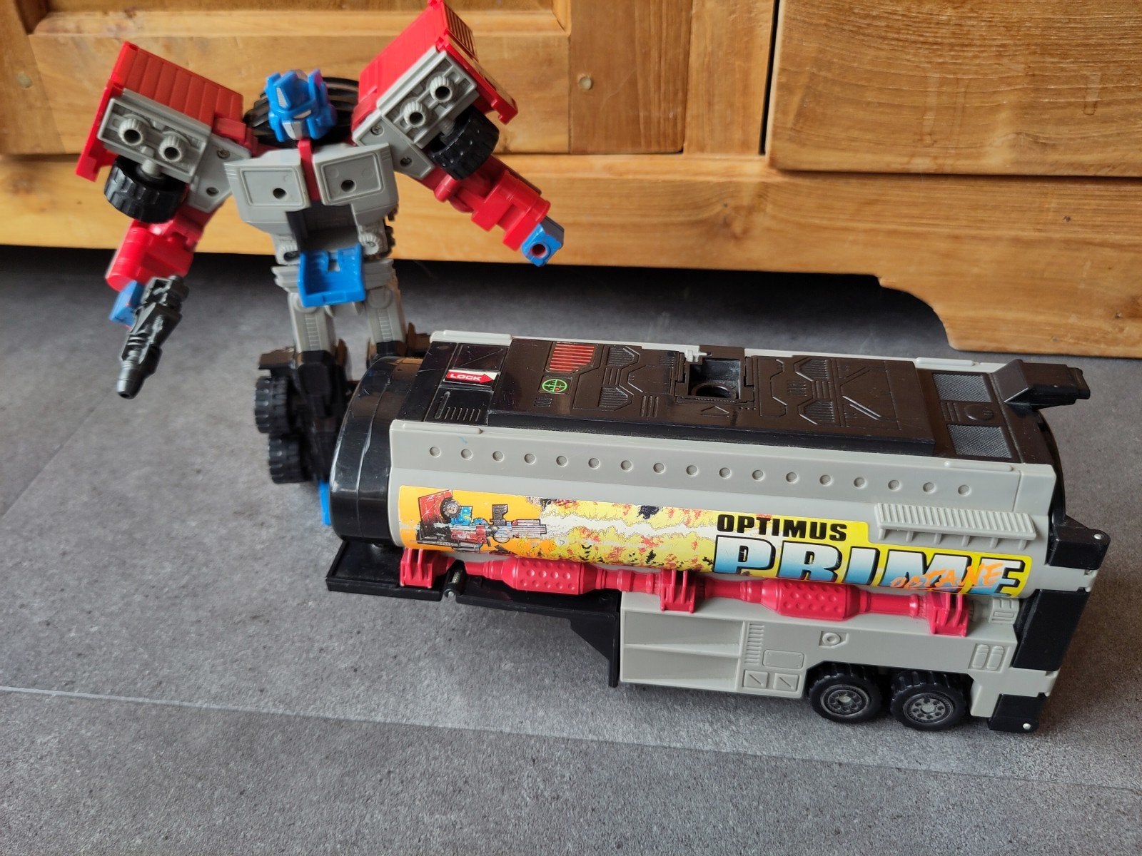 Optimus Prime G2 laser 1994 Hasbro, Verzamelen, Speelgoed, Ophalen of Verzenden, Gebruikt