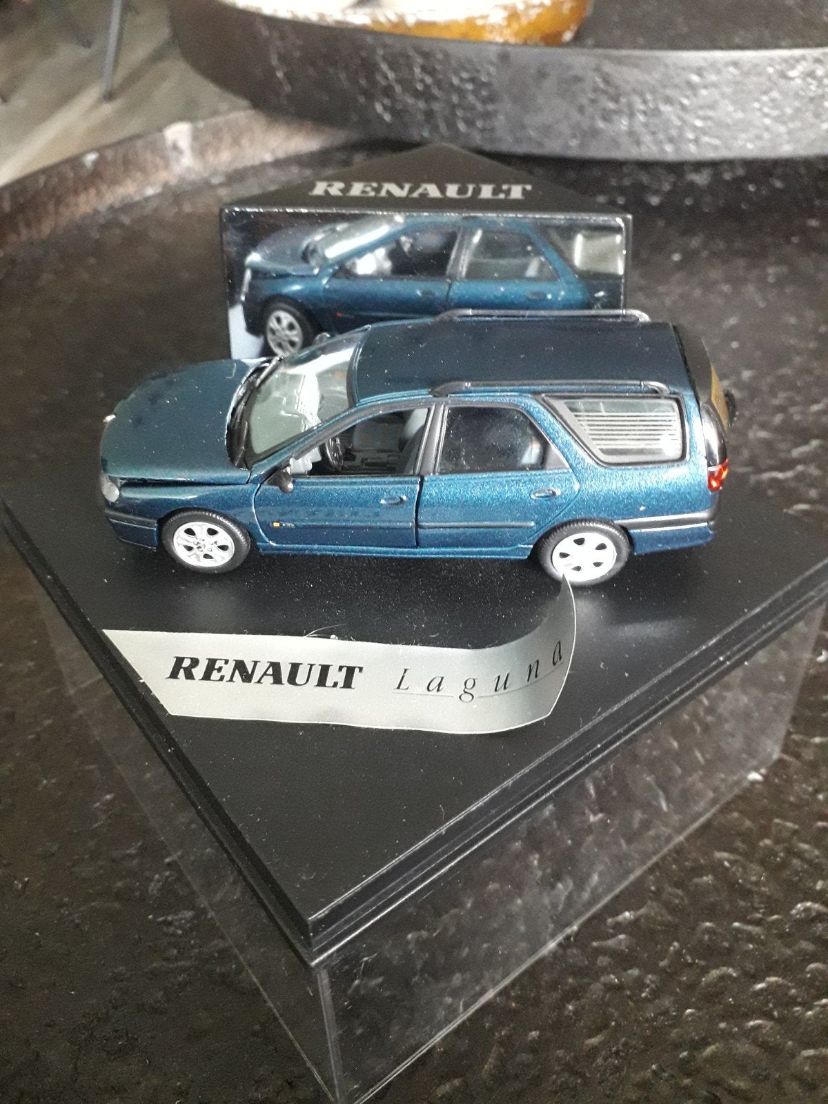 Renault Laguna Break 2.0 16V RXI 1/43, Ophalen of Verzenden, Zo goed als nieuw, Auto, Overige merken
