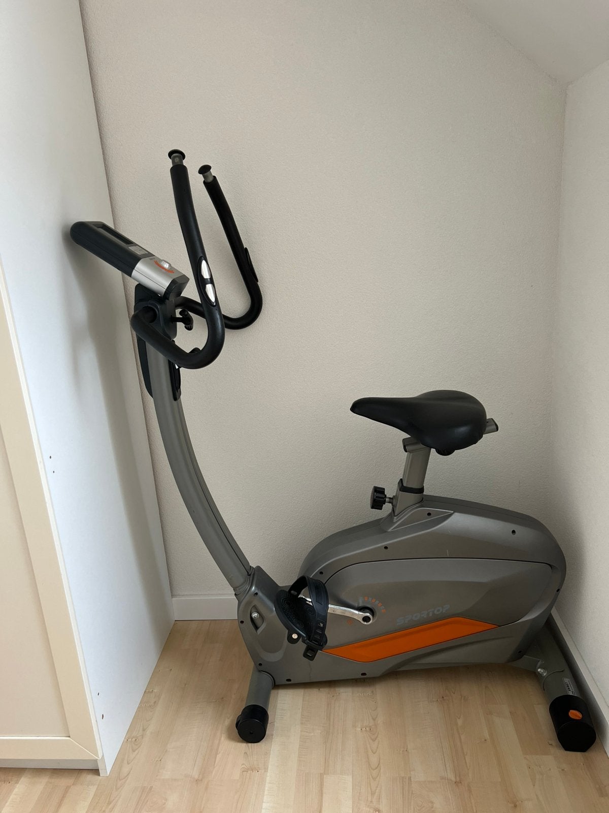 Hometrainer, Ophalen, Zo goed als nieuw, Hometrainer