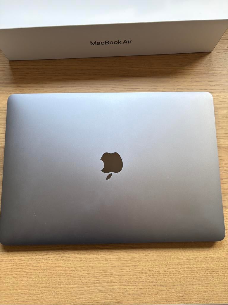 Macbook Air 2020, 13 Inch, 256 GB, Qwerty, 8 GB, 13 inch