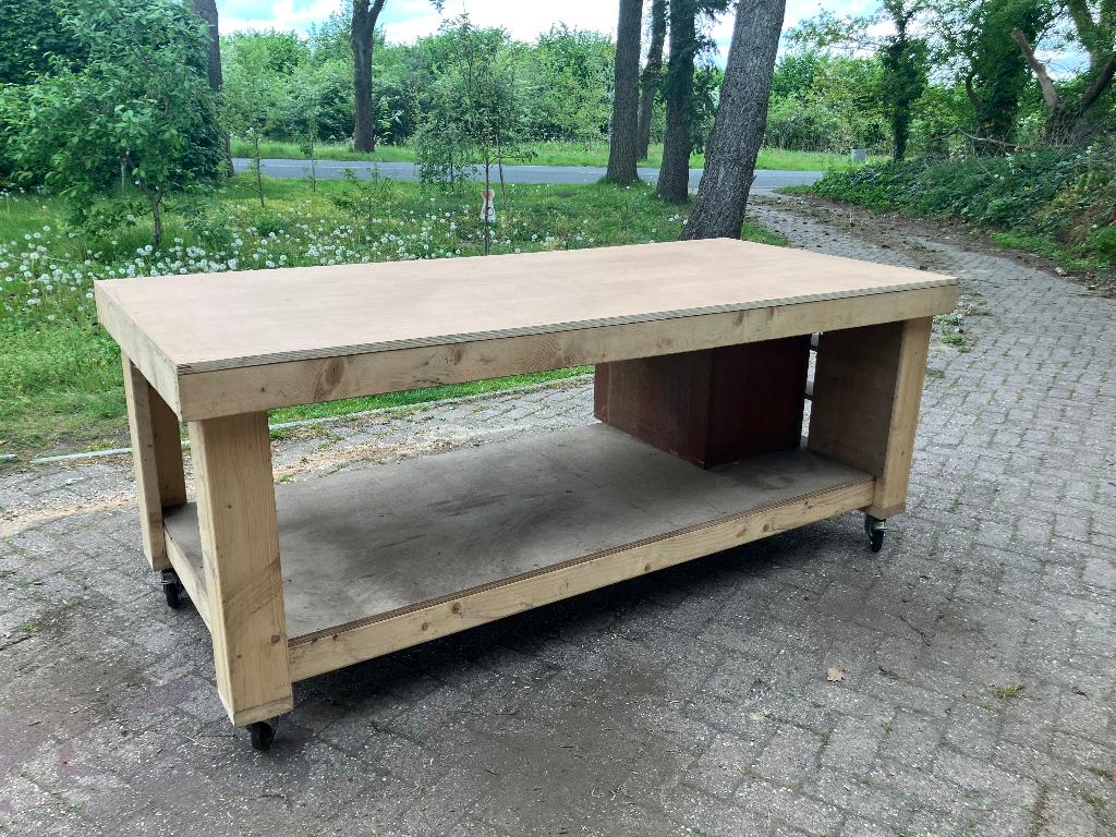 Werktafel/klustafel, Ophalen, Gebruikt