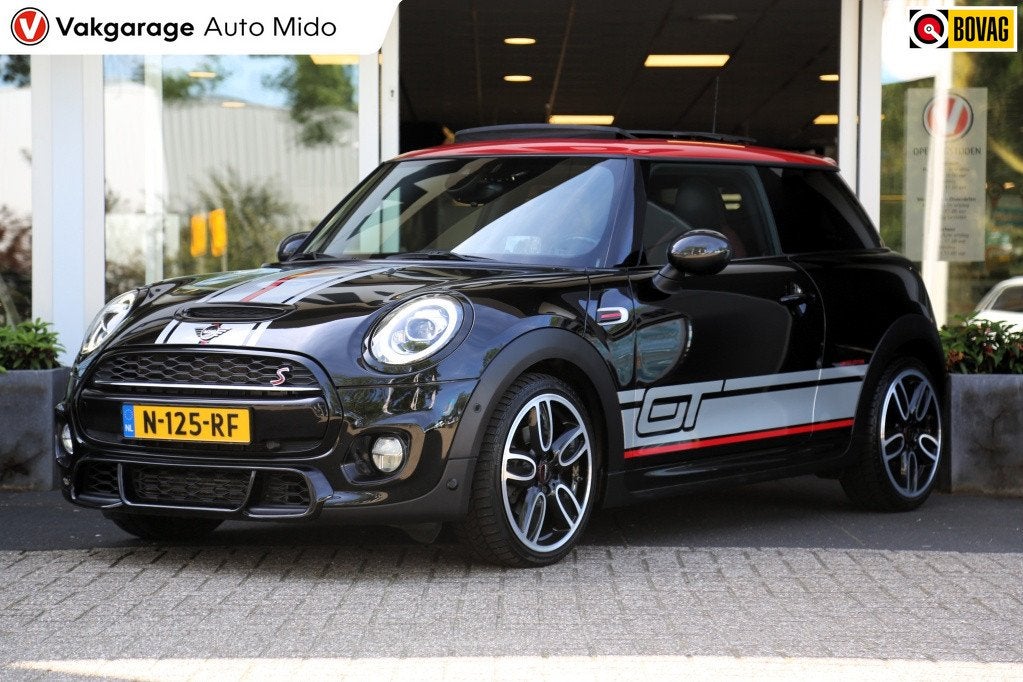 MINI 3-deurs 2.0i Cooper S GT Limited Edition | Panorama | J, Auto's, Mini, 1195 kg, Gebruikt, 4 stoelen, Zwart