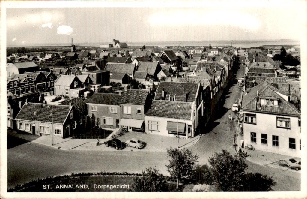 St. Annaland - Dorpsgezicht - Luchtfoto, Ophalen of Verzenden, 1940 tot 1960, Ongelopen, Zeeland