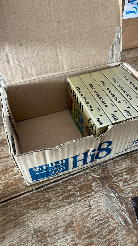 Fuji Hi8 videocassettes MP geseald in de originele doos, Ophalen of Verzenden, Hi 8, (Video)band