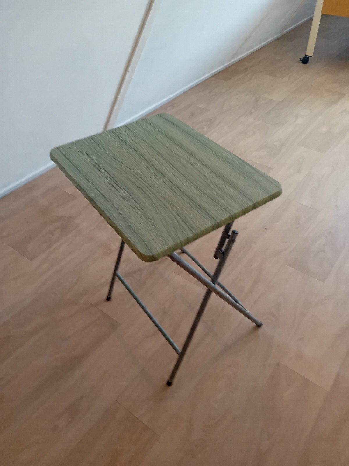 Tafeltje voor de camping, Ophalen of Verzenden, Gebruikt, Campingtafel
