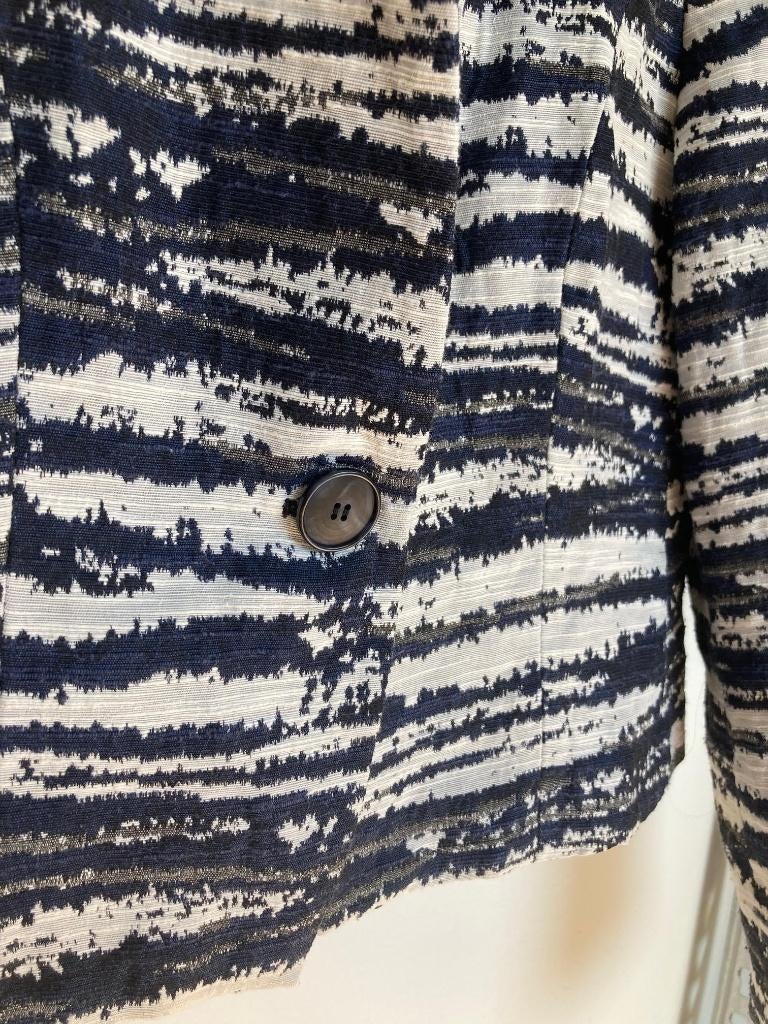 Lilytime donkerblauw wit blazer linnenstructuur maat 44/46, Lilyfield, Blauw, Maat 42/44 (L), " Apeldoornseweg 3 a, 8075BM Elspeet"