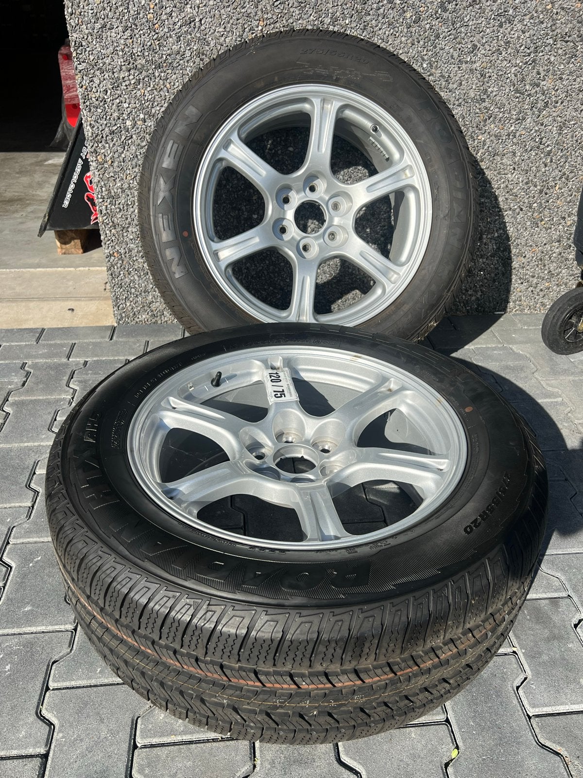 Voor Dodge Ram: 2 stuks gloednieuwe velgen met banden, Auto-onderdelen, Ophalen, Gebruikt, 275 mm, Banden en Velgen