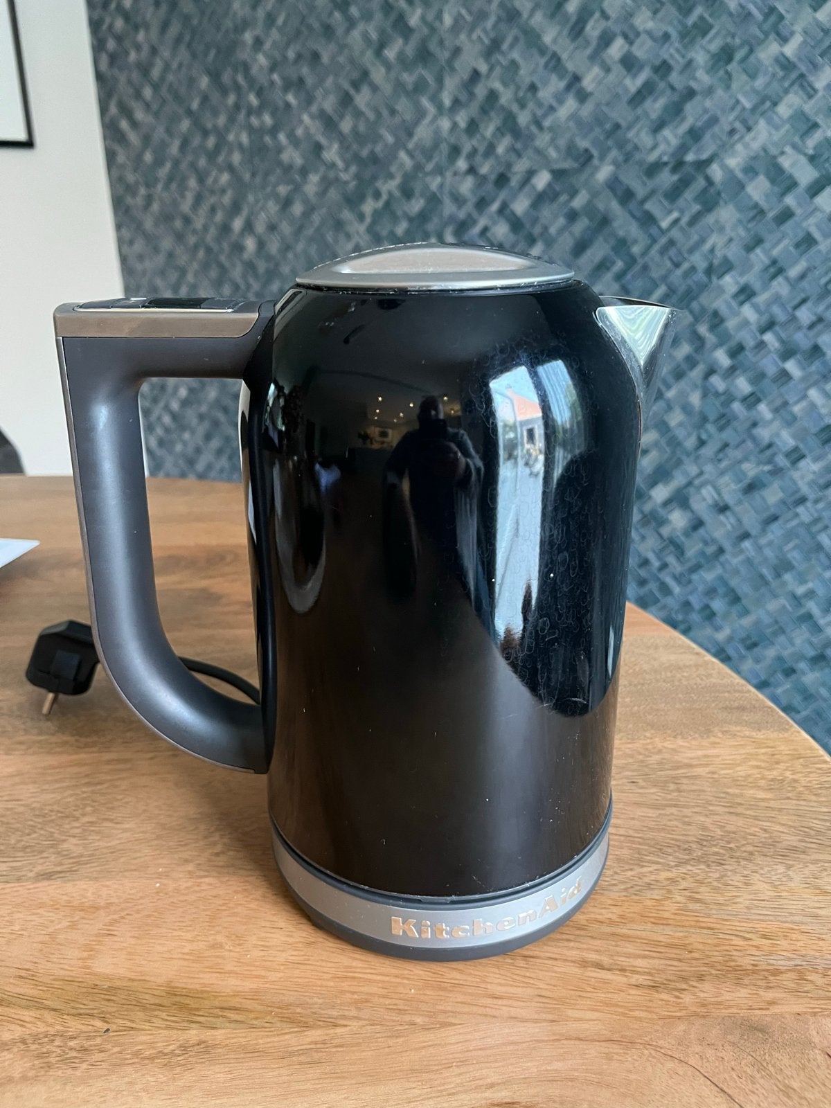 KitchenAid waterkoker - Zwart - 1.7L, Witgoed en Apparatuur, 1 tot 2 liter, Ophalen of Verzenden, Gebruikt, Draadloos