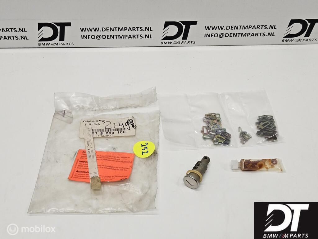 Deurslot cilinder reparatieset BMW E36 E34 Z3 51218203100