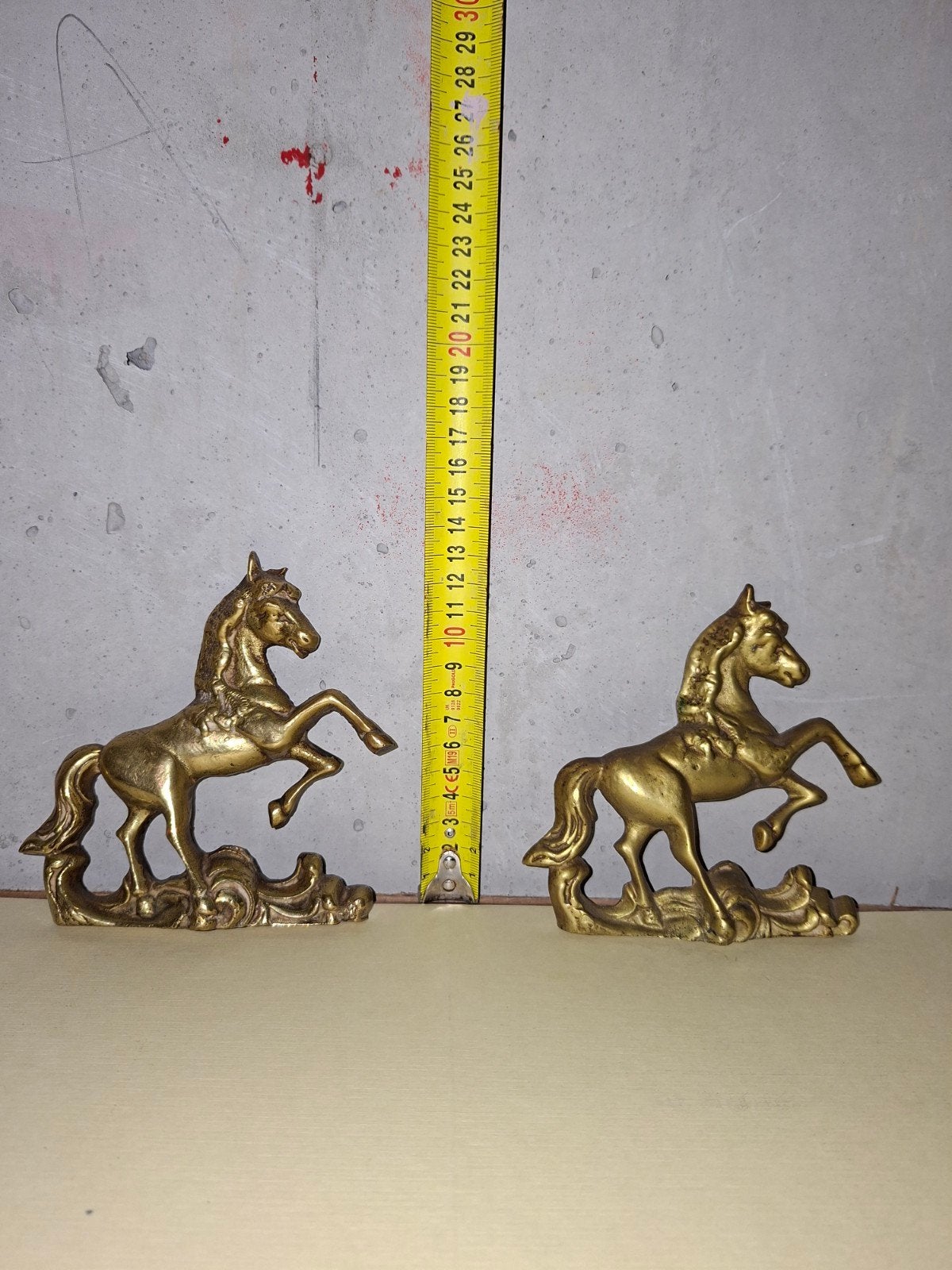 Set van 2 bronzen paarden beeldjes, Antiek en Kunst, Antiek | Overige Antiek, Ophalen of Verzenden