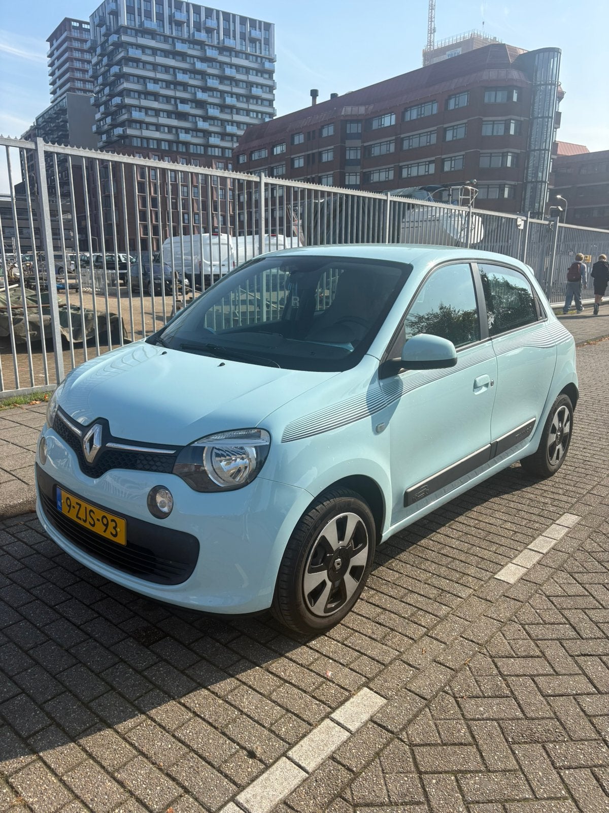 Renault Twingo 1.0 SCe 70pk S&S 2015 Blauw, Auto's, Voorwielaandrijving, Twingo, 840 kg, Origineel Nederlands