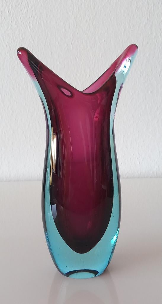 Murano Vaas 23cm hoog, Antiek en Kunst, Antiek | Vazen, Ophalen of Verzenden