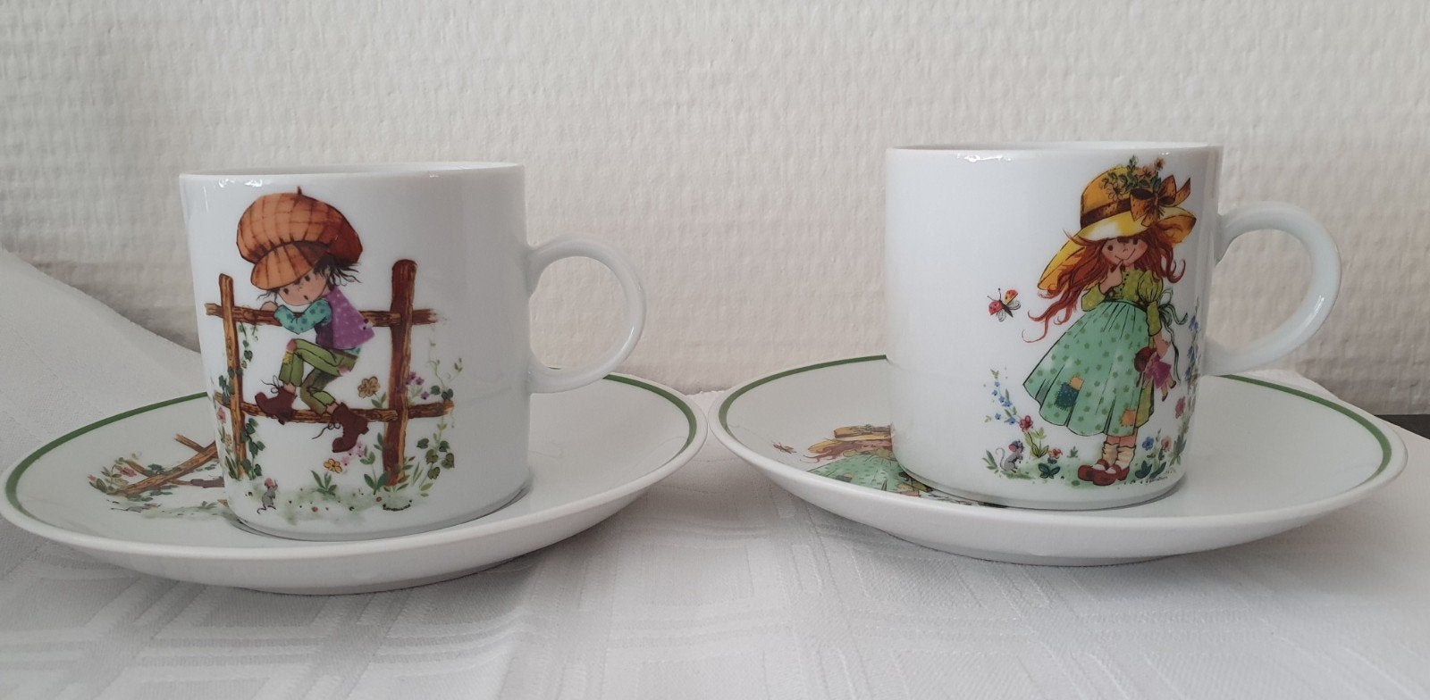 Kop en Schotel jongen/ meisje Tirschenreuth, Antiek en Kunst, Antiek | Servies los, Ophalen of Verzenden
