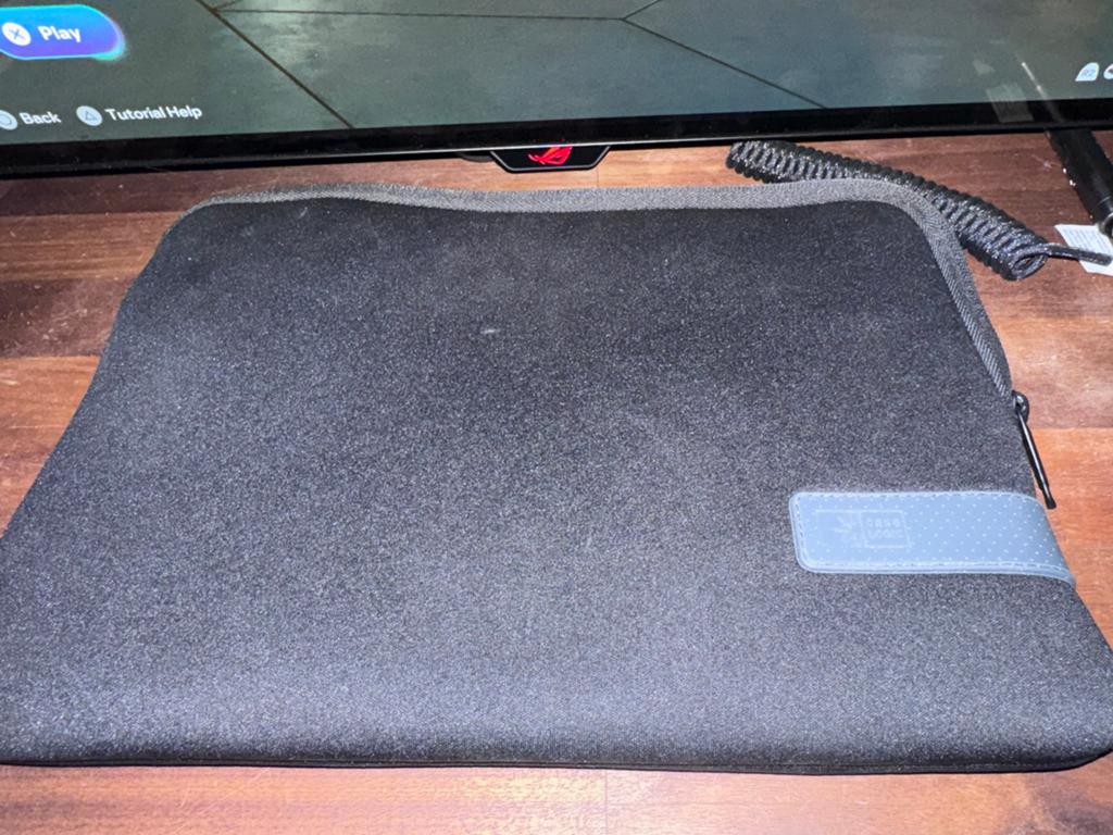 Case Logic hoes voor MacBook 13 inch, Ophalen of Verzenden, 13 inch, Gebruikt