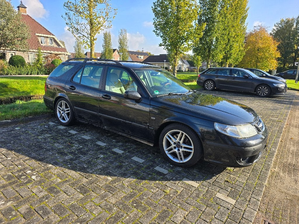 Saab 9-5 2.3 Aero/ LPG / Automaat / Nieuwe APK / Met werk, Auto's, 1800 kg, Beige, 4 cilinders, 2290 cc