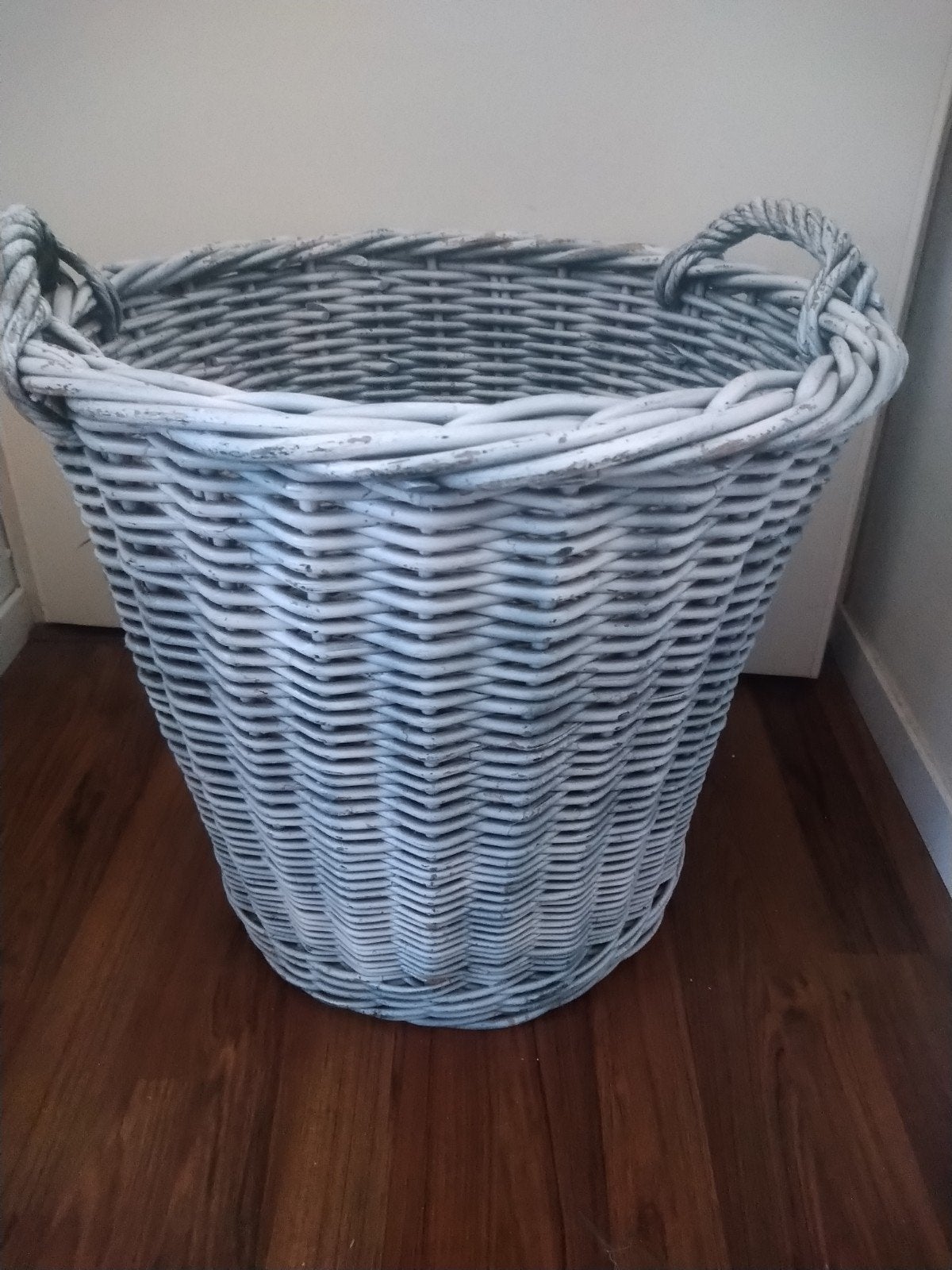 Grote vintage rieten mand, Ophalen