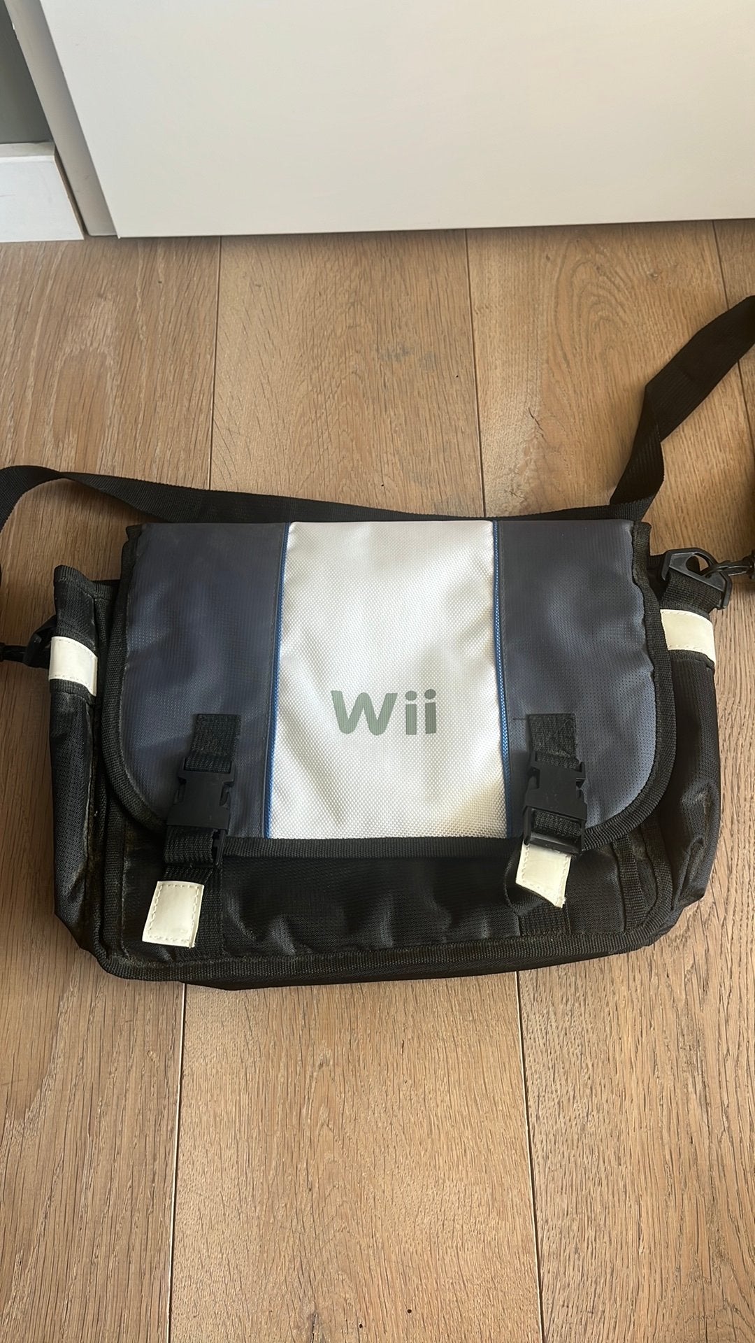 Opbergtas voor een nintendo wii, Spelcomputers en Games, Ophalen of Verzenden, Zo goed als nieuw