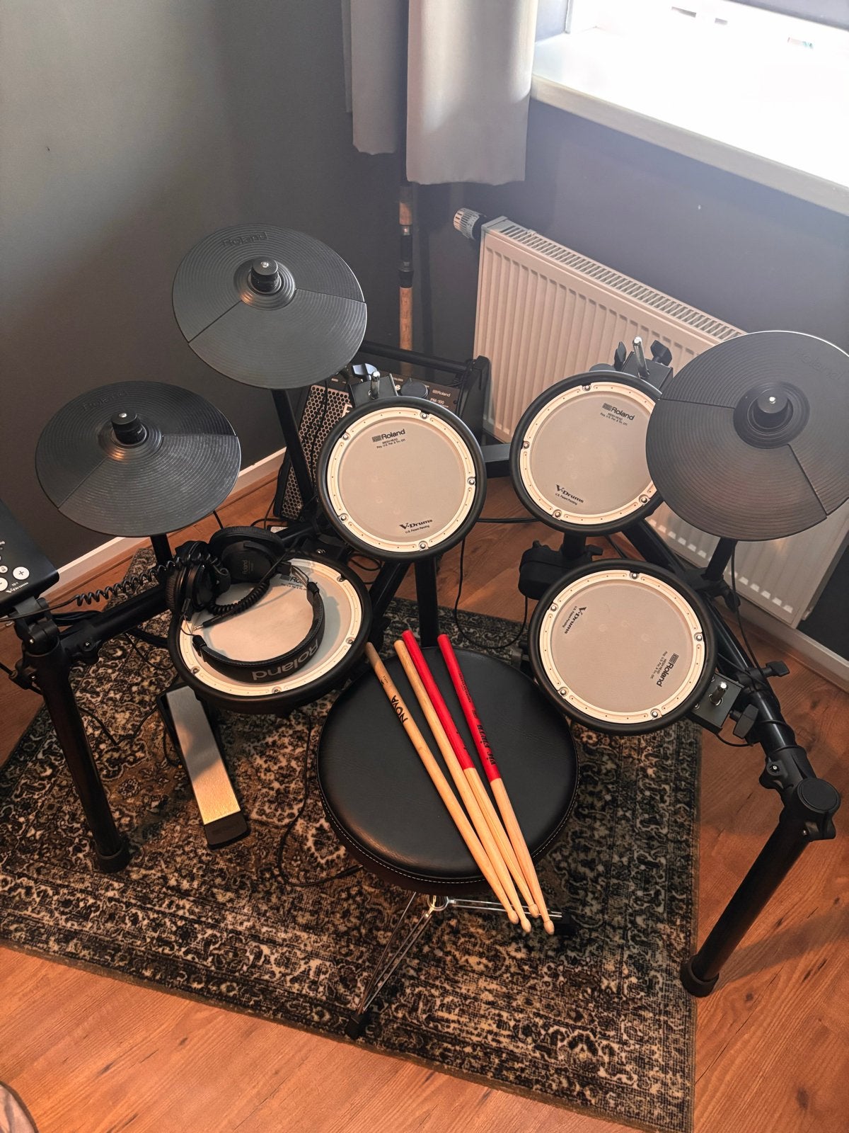 Roland TD-1 V-Drums Elektronisch Drumstel met PM-100 Monitor, Ophalen, Zo goed als nieuw, Roland, Elektronisch