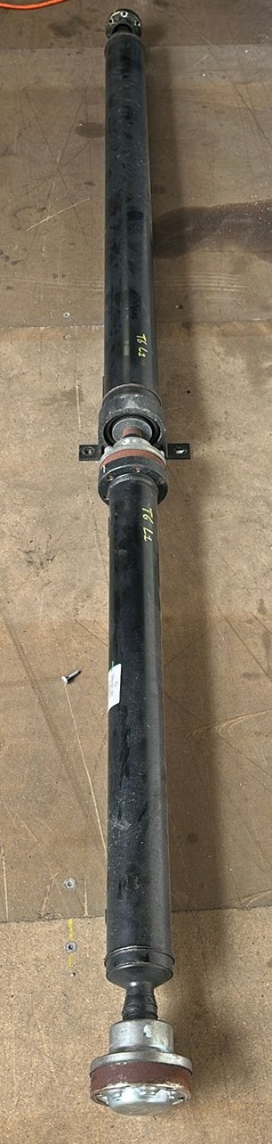 Aandrijfas cardanas vw t6 lengte 1, Ophalen, Gebruikt, Volkswagen