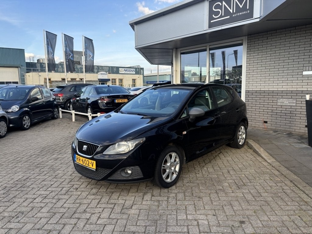 SEAT Ibiza 1.2 Style (bj 2010), Auto's, Seat, Voorwielaandrijving, Gebruikt, 31 €/maand, Bedrijf