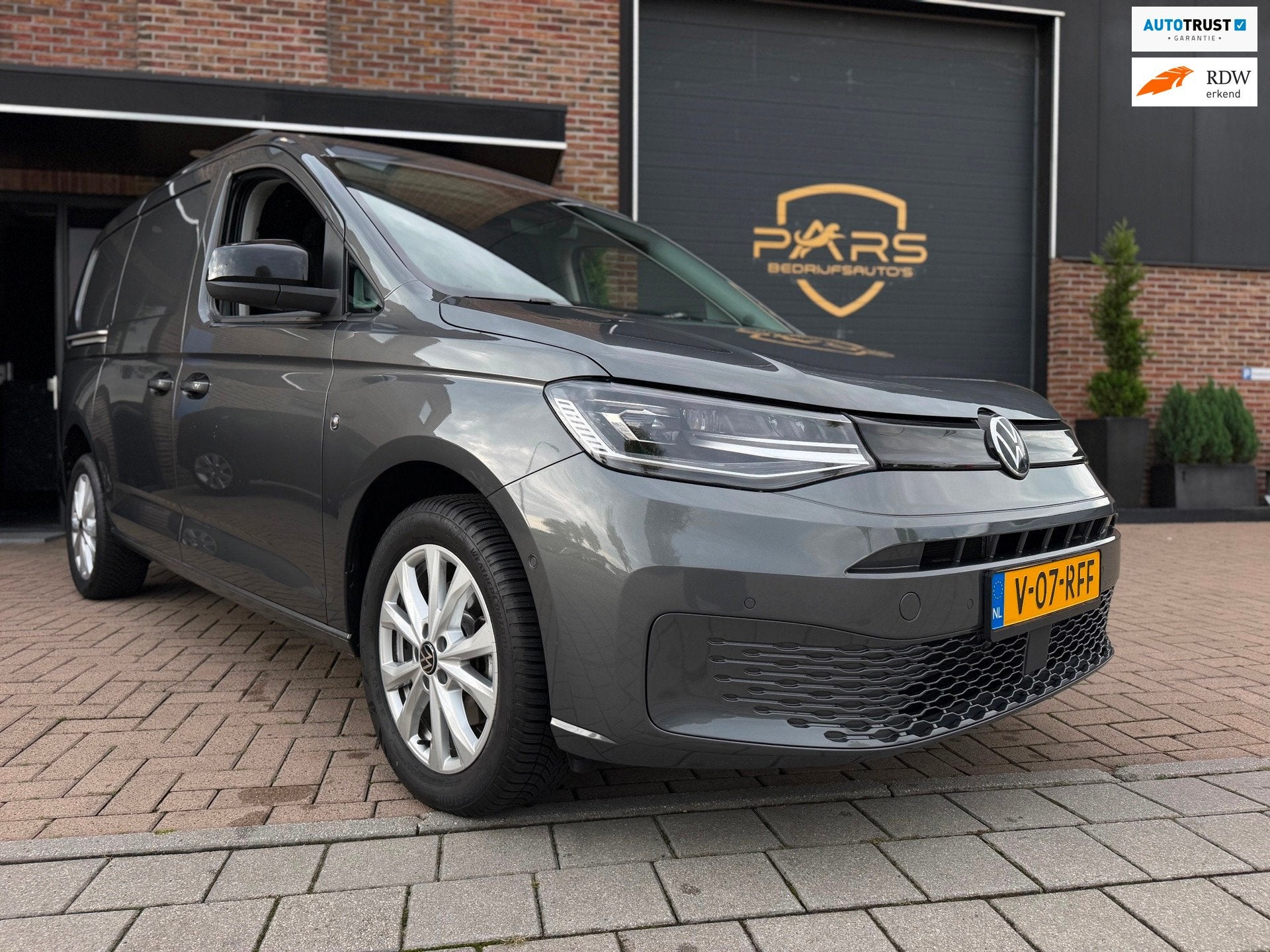 Volkswagen Caddy Cargo Maxi 1.5 TSI Style Benzine Automaat V, 4 cilinders, Volkswagen, Bedrijf, 2 stoelen