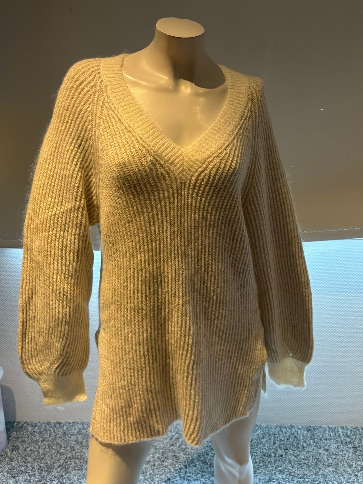 Twinset crèmekleurige trui met gouddraad maat s, Ophalen of Verzenden, Zo goed als nieuw, Maat 36 (S), Beige