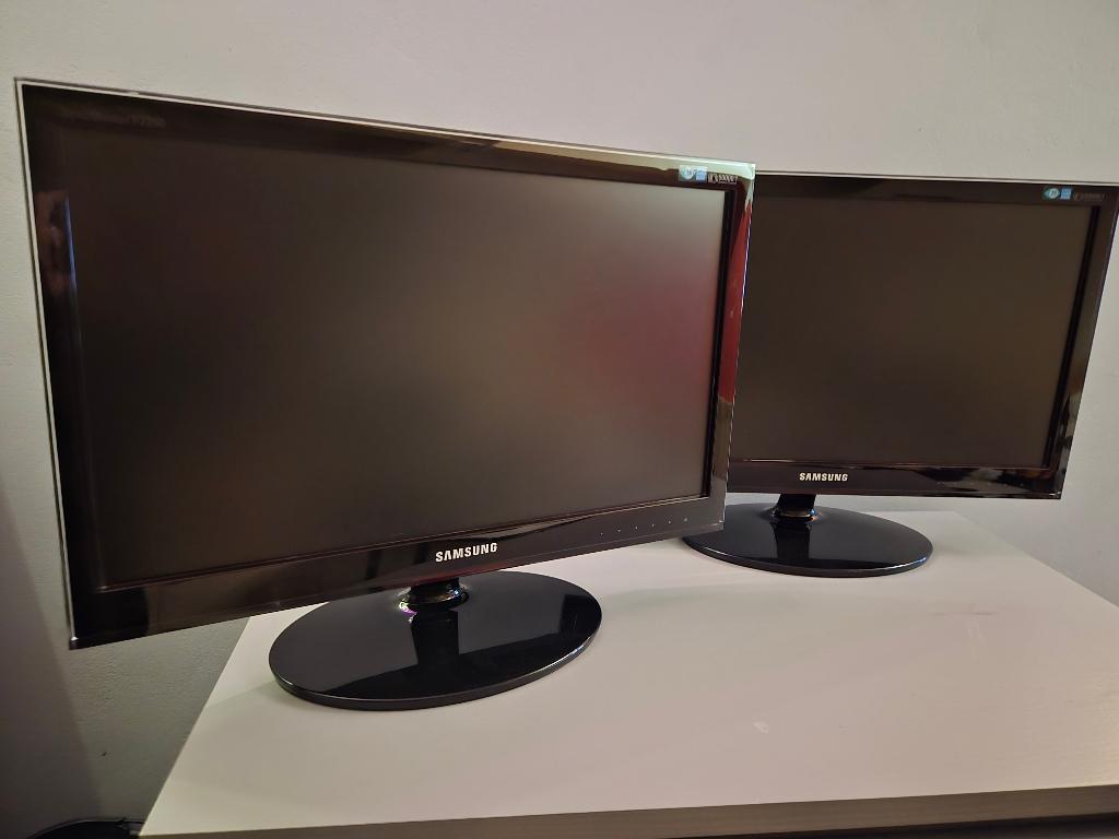 Monitor Samsung 22 inch VGA P2250 - 2 stuks, Computers en Software, Monitoren, Gebruikt, Full HD, Ophalen of Verzenden, Overige typen