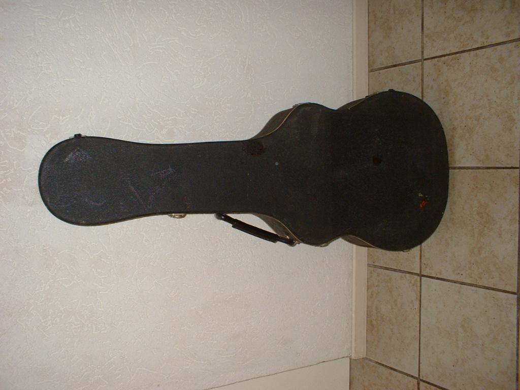 Klassieeke Gitaar YAMAHA, Muziek en Instrumenten, Snaarinstrumenten | Gitaren | Akoestisch, Ophalen, Zo goed als nieuw, Klassieke of Spaanse gitaar