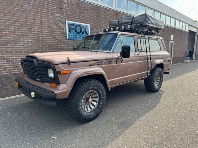 Jeep Cherokee 5.9 Chief AUT 1979 kampeerwagen, Auto's, Automaat, Beige, 155 pk, Vierwielaandrijving