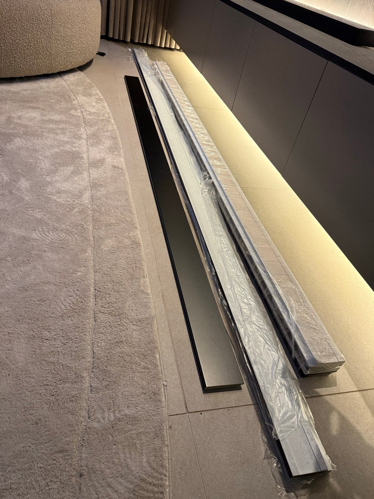 Gladde plinten MDF - 15 x 90 mm, kleur RAL 9011, Ophalen, Nieuw, Mdf, 250 cm of meer