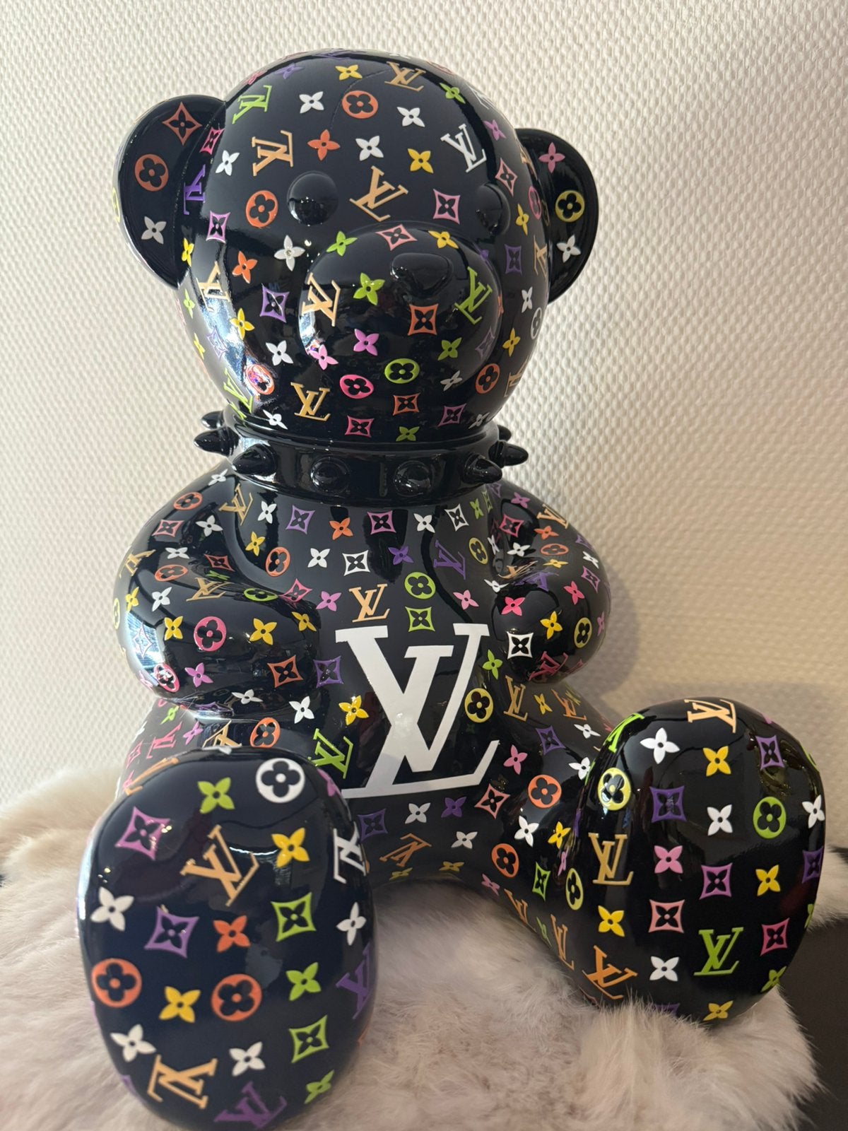 Louis Vuitton Bearbrick Beeld met Certificaat van Lior 24, Ophalen, Overige onderwerpen, Kunststof, 20 - 50 cm
